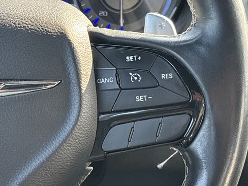 Used 2016 Chrysler 300 S AWD/4WD image 10