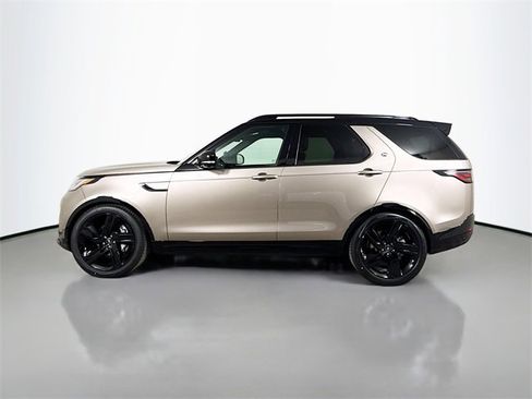 New 2026 Land Rover Discovery Dynamic SE image 8