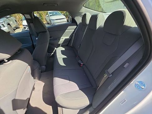 New 2026 Hyundai Elantra SE image 24