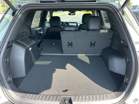 New 2026 Chevrolet Equinox LT w/ Convenience Package II image 31