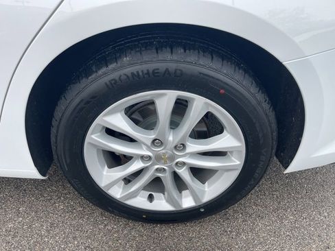 Used 2017 Chevrolet Malibu LT w/ Driver Confidence Package image 30