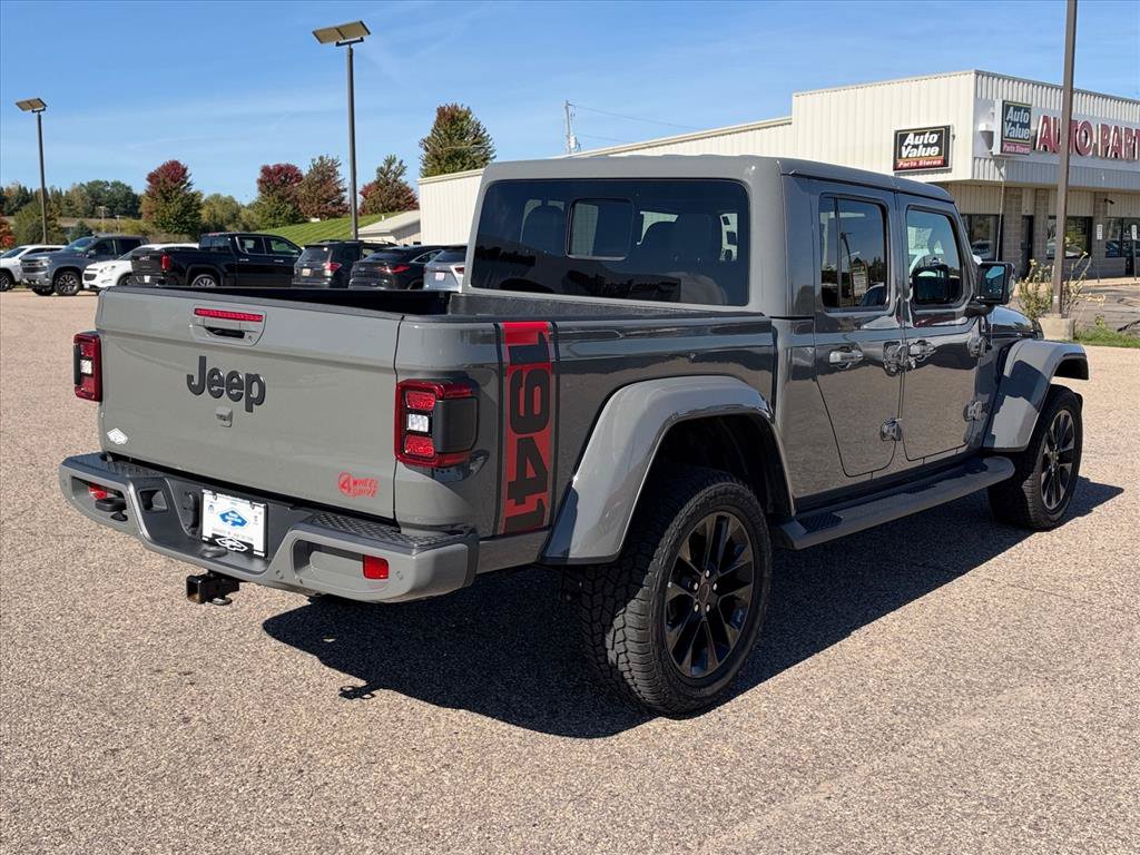 Used 2023 Jeep Gladiator Overland AWD/4WD image 4