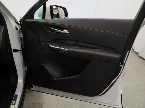 Used 2023 Cadillac XT4 Sport w/ Cold Weather Package AWD/4WD image 31