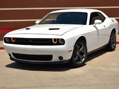 Used 2020 Dodge Challenger SXT w/ Blacktop Package