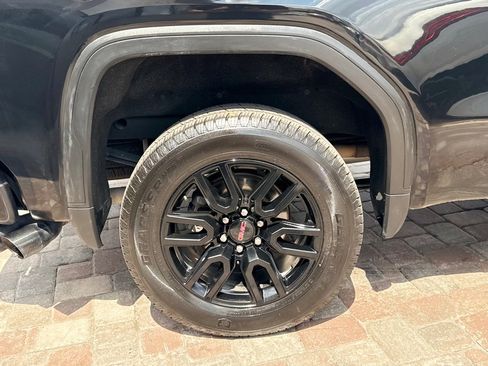 Used 2021 GMC Sierra 1500 Elevation image 23