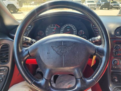 Used 2003 Chevrolet Corvette Base w/ Preferred Equipment Group1 image 20