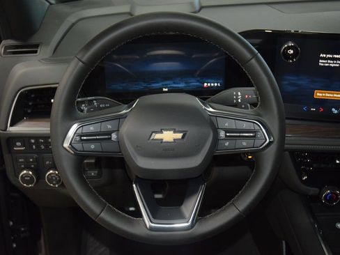 New 2026 Chevrolet Suburban LT w/ Comfort Package image 36