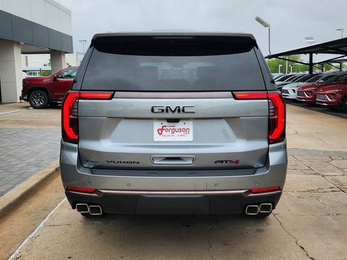New 2026 GMC Yukon XL AT4 Ultimate AWD/4WD image 4