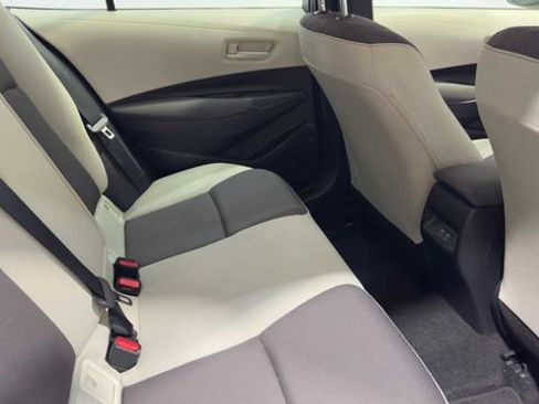 Used 2023 Toyota Corolla LE FWD image 13