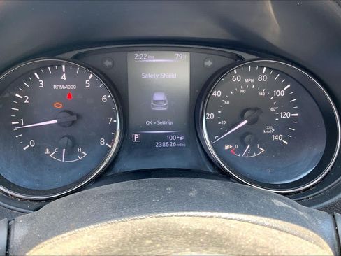Used 2018 Nissan Rogue Sport S w/ S Appearance Package AWD/4WD image 25