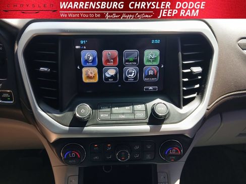 Used 2019 GMC Acadia SLT FWD image 22