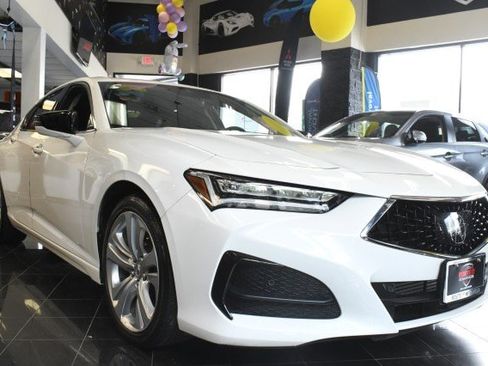 Used 2023 Acura TLX w/ Technology Package FWD image 3