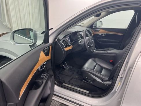 Used 2023 Volvo XC90 B6 Plus w/ Protection Package AWD/4WD image 13