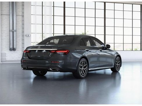 Certified 2021 Mercedes-Benz E 450 4MATIC Sedan image 23