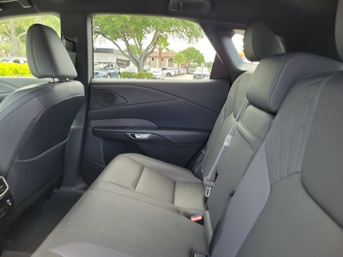 Used 2024 Lexus RX 350 FWD w/ Technology Package image 11