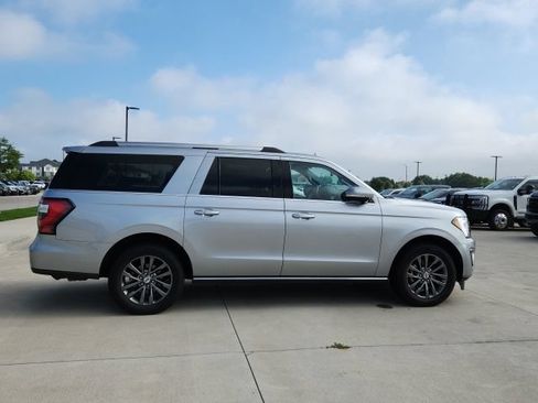 Used 2021 Ford Expedition Max Limited AWD/4WD image 2