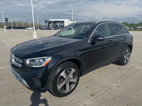 Used 2022 Mercedes-Benz GLC 300 4MATIC image 3