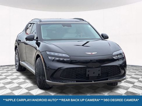 Used 2023 Genesis GV60 Advanced image 7