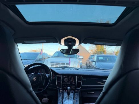 Used 2010 Porsche Panamera 4S image 13