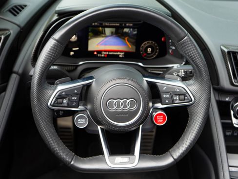 Used 2017 Audi R8 V10 image 20