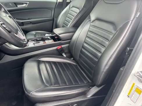 Used 2019 Ford Edge SEL w/ Equipment Group 201A AWD/4WD image 11