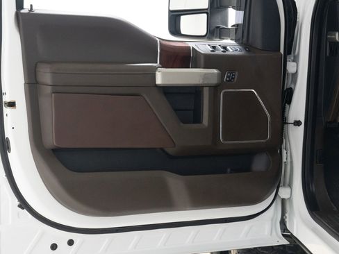 Used 2018 Ford F250 King Ranch image 21