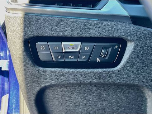 Used 2024 BMW 430i Coupe w/ M Sport Package RWD image 10