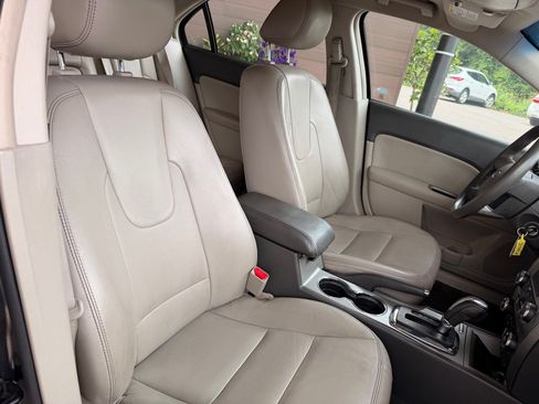 Used 2012 Ford Fusion SEL FWD image 16