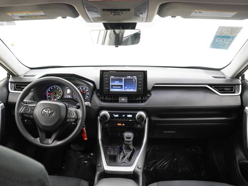 Used 2019 Toyota RAV4 LE w/ Carpet Mat Package AWD/4WD image 13