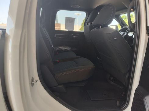 Used 2025 RAM 2500 Big Horn AWD/4WD image 22