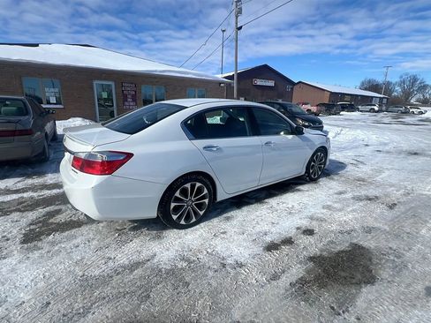 Used 2015 Honda Accord Sport image 6