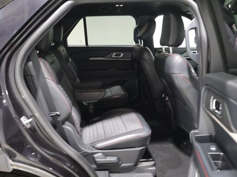 Used 2025 Ford Explorer ST-Line AWD/4WD image 20