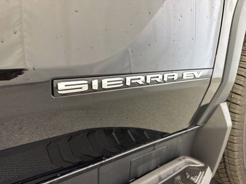 New 2026 GMC Sierra EV Elevation image 28