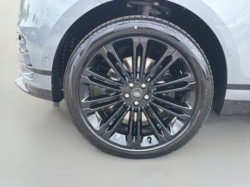 New 2026 Land Rover Range Rover Velar Belgravia AWD/4WD image 40