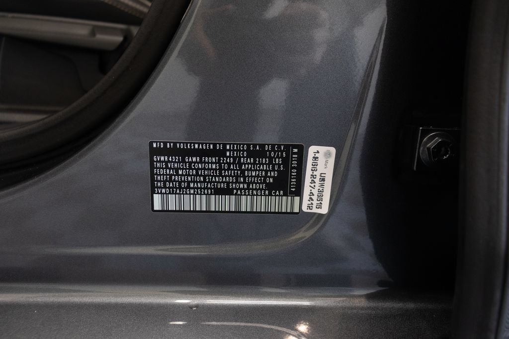 Used 2016 Volkswagen Jetta Sport FWD image 34