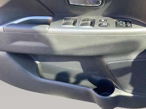 Used 2019 Mitsubishi Outlander Sport LE AWD/4WD image 23