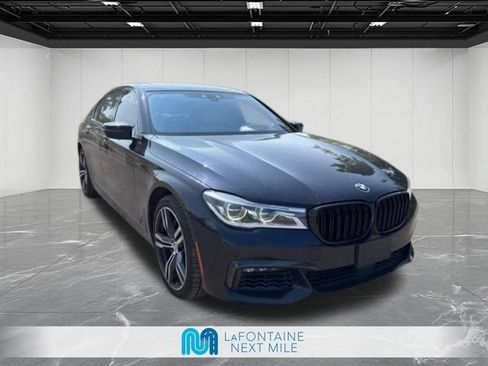 Used 2018 BMW 750i xDrive AWD/4WD image 7