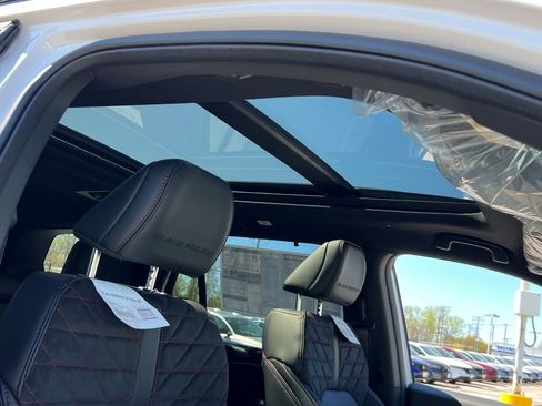 New 2026 Honda Pilot Black Edition image 6