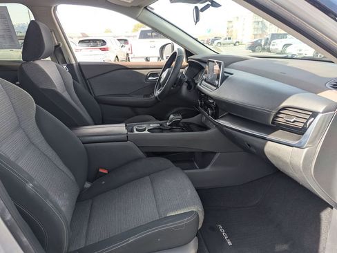 Used 2021 Nissan Rogue SV AWD/4WD image 33