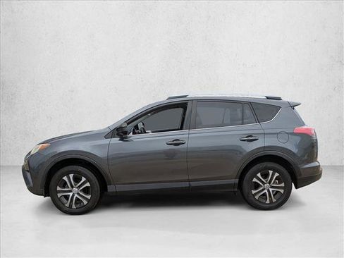 Used 2017 Toyota RAV4 LE image 8