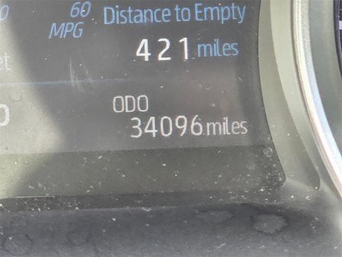 Certified 2021 Toyota Camry XLE w/ Navigation Upgrade Package image 30