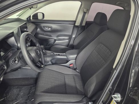 Used 2025 Honda HR-V LX image 9