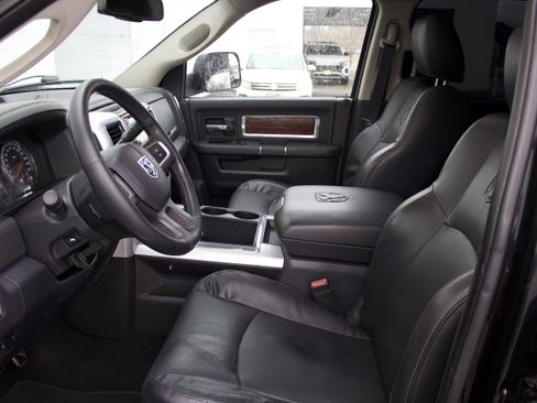 Used 2011 RAM 2500 Laramie w/ Cold Weather Group AWD/4WD image 10