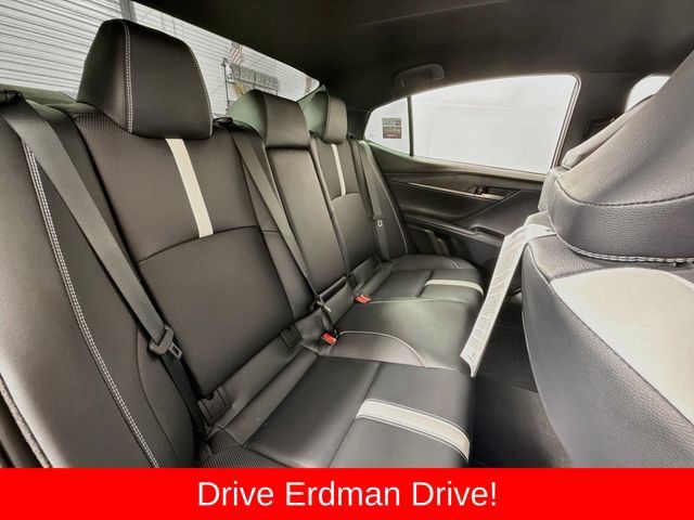 Used 2026 Toyota Camry SE FWD image 27