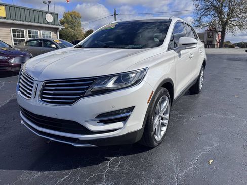 Used 2017 Lincoln MKC Reserve image 3