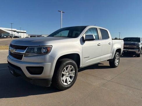Used 2018 Chevrolet Colorado LT w/ Safety Package AWD/4WD image 1