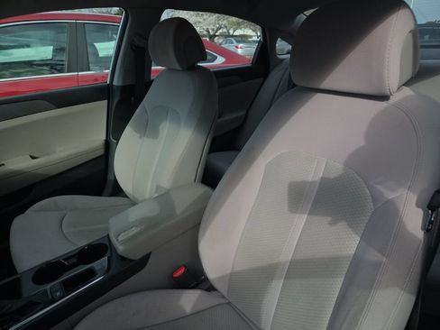 Used 2016 Hyundai Sonata SE FWD image 7
