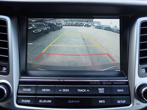 Used 2017 Hyundai Tucson SE Plus AWD/4WD image 18