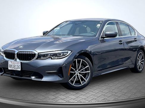 Used 2019 BMW 330i Sedan w/ Premium Package RWD image 12