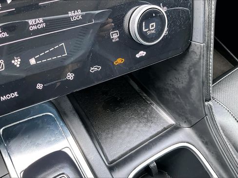 Used 2023 INFINITI QX60 Sensory w/ Cargo Package AWD/4WD image 33